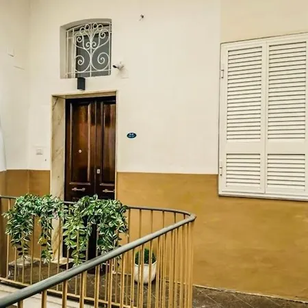 Apartment Casa Gio' 2 *
